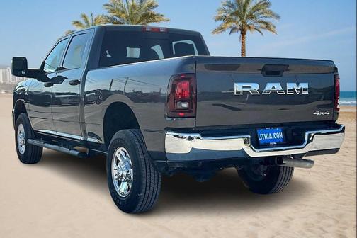 2025 RAM 2500 Tradesman Crew Cab 4x4 6'4' Box