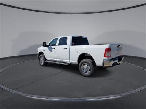 2024 RAM 2500 Tradesman Crew Cab 4x4 6'4' Box