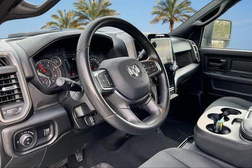 2025 RAM 3500 Tradesman Crew Cab 4x4 6'4' Box