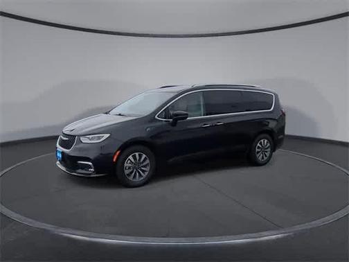 2021 Chrysler Pacifica Hybrid Touring L