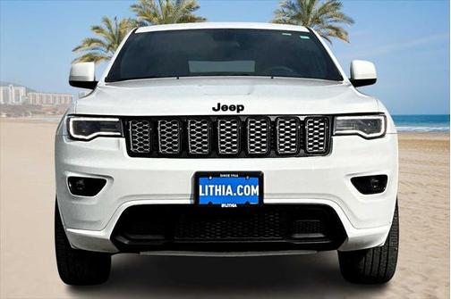 2021 Jeep Grand Cherokee Laredo