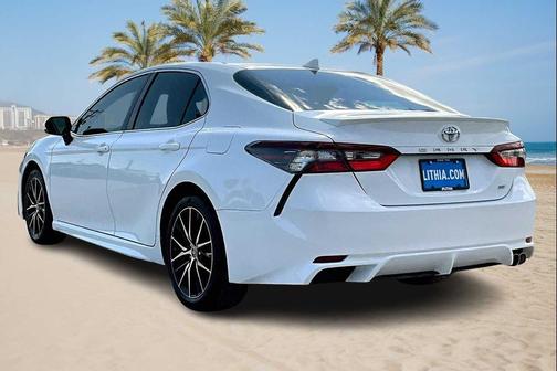 2023 Toyota Camry SE