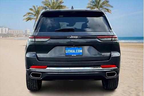 2022 Jeep Grand Cherokee Overland