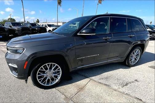 2022 Jeep Grand Cherokee 4xe Summit