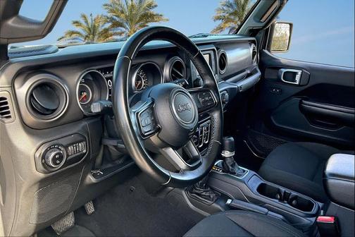 2021 Jeep Gladiator Willys 4x4