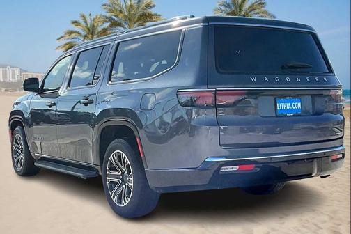 2023 Jeep Wagoneer L Series II 4x2