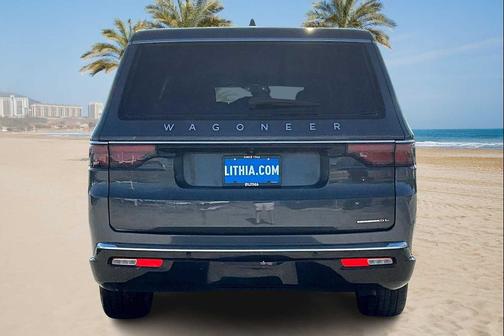 2023 Jeep Wagoneer L Series II 4x2