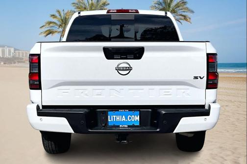 2024 Nissan Frontier SV