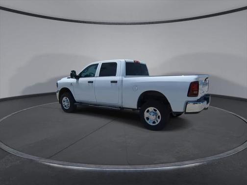 2025 RAM 2500 Tradesman Crew Cab 4x4 6'4' Box
