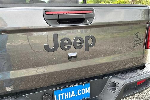 2025 Jeep Gladiator Willys