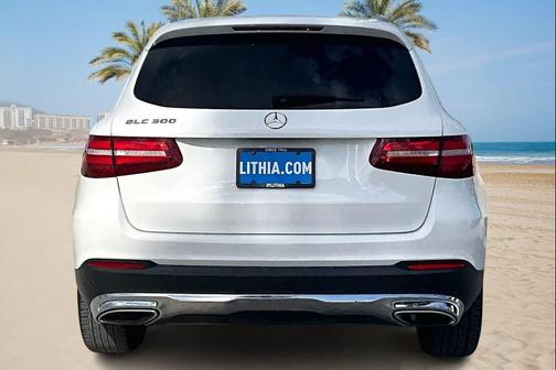 2017 Mercedes-Benz GLC 300 Base