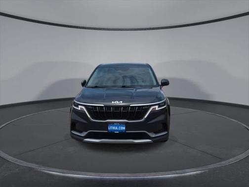 2023 Kia Carnival LX