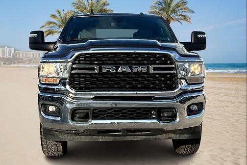 2023 RAM 2500 Big Horn Crew Cab 4x4 6'4' Box
