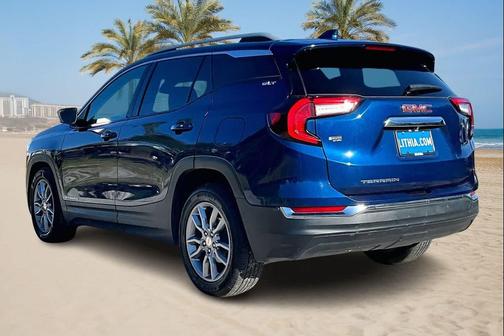 2022 GMC Terrain SLT