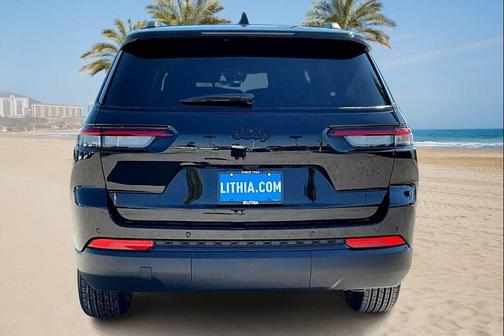 2025 Jeep Grand Cherokee L Altitude