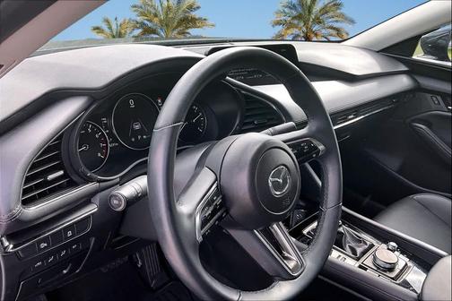 2025 Mazda Mazda3 FWD w/Preferred Package