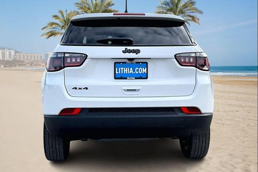 2026 Jeep Compass Latitude