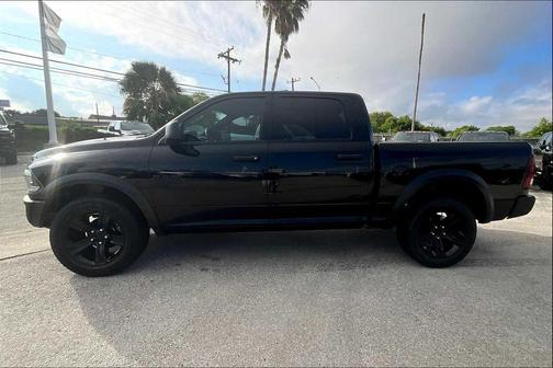 2024 RAM 1500 Classic Warlock Crew Cab 4x4 5'7' Box