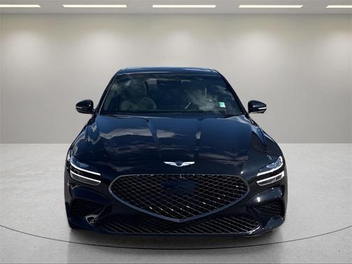 2023 Genesis G70 3.3T RWD