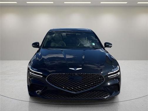2023 Genesis G70 3.3T RWD