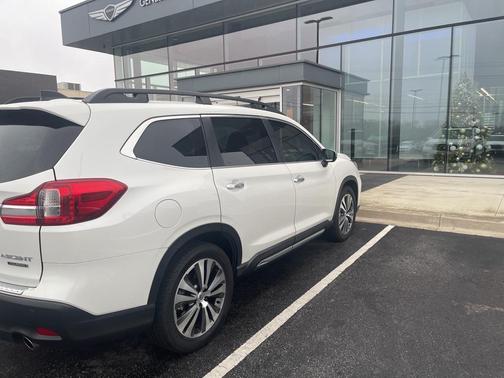2022 Subaru Ascent Touring 7-Passenger