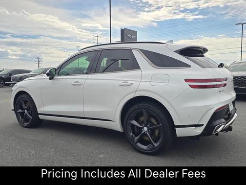 Uyuni White 2026 Genesis GV70 3.5T Sport Prestige