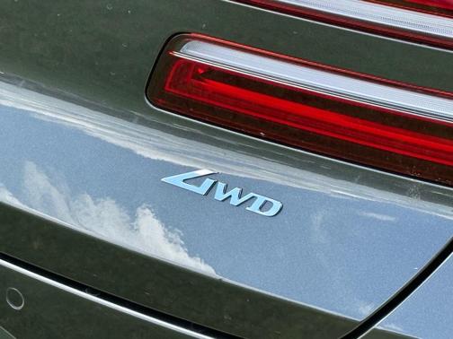 2026 Genesis GV80 2.5T