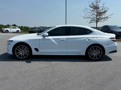 2025 Genesis G70 2.5T AWD