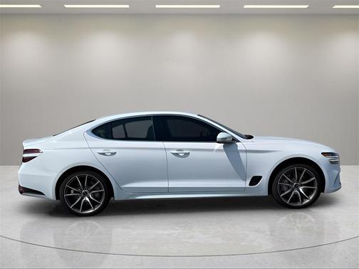 2025 Genesis G70 2.5T AWD