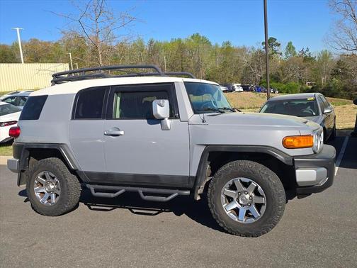 Cement 2014 Toyota FJ Cruiser Base