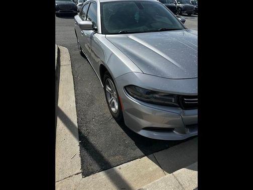 2016 Dodge Charger SE