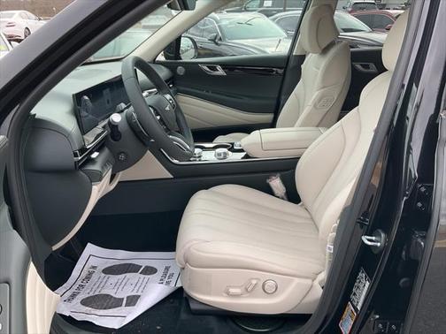 2025 Genesis GV80 2.5T