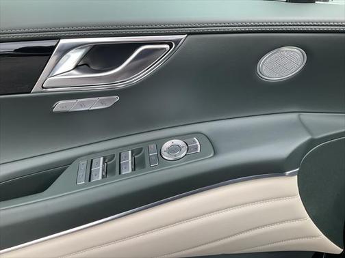 2025 Genesis GV80 2.5T