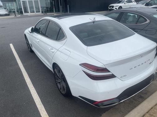 2025 Genesis G70 3.3T AWD Sport Advanced