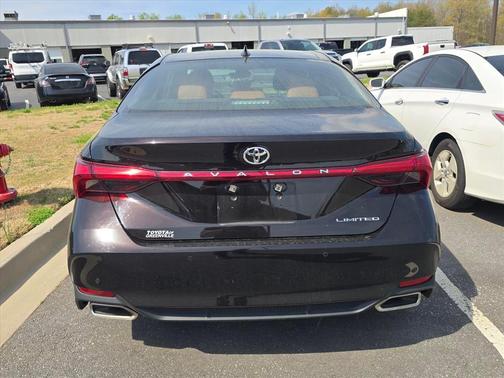 Opulent Amber 2019 Toyota Avalon Limited