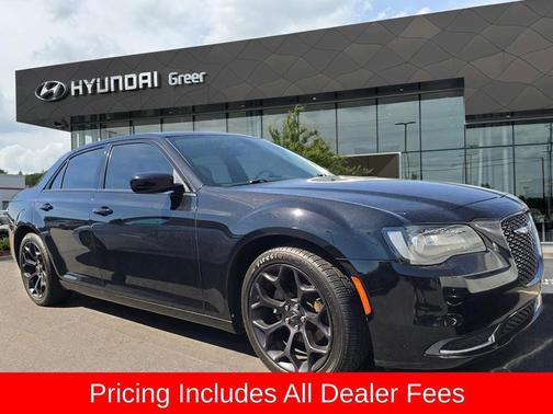 Gloss Black 2019 Chrysler 300 Touring