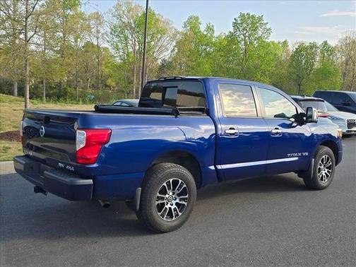 2020 Nissan Titan SV
