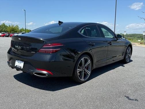 2025 Genesis G70 2.5T AWD