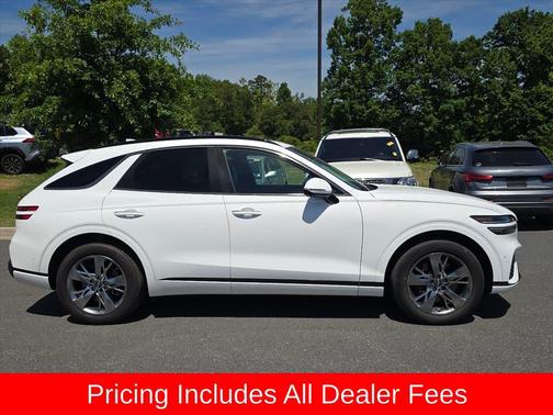 Alta White 2022 Genesis GV70 3.5T AWD Sport