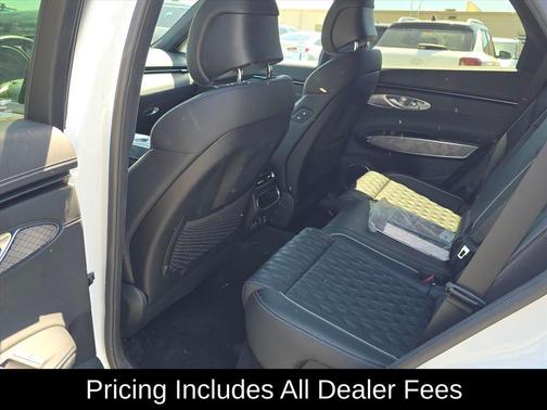 Alta White 2022 Genesis GV70 3.5T AWD Sport