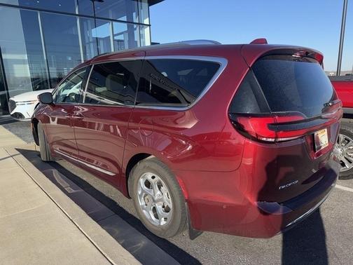 2021 Chrysler Pacifica Hybrid Limited