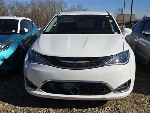 2020 Chrysler Pacifica Touring