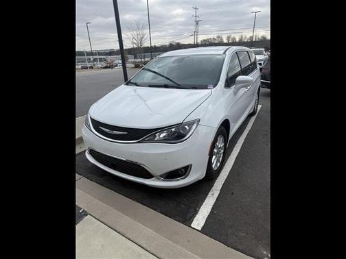 2020 Chrysler Pacifica Touring