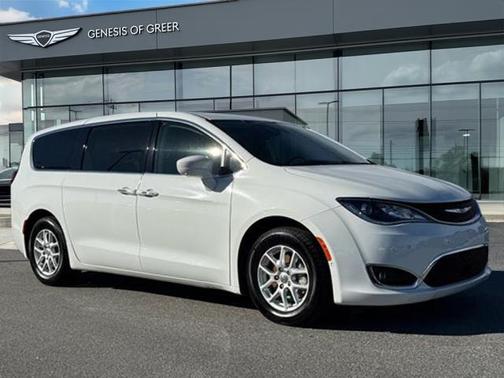 2020 Chrysler Pacifica Touring