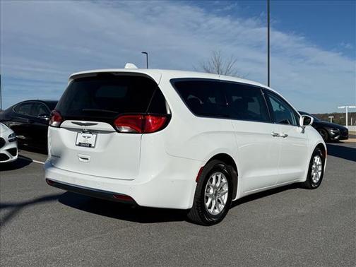 2020 Chrysler Pacifica Touring