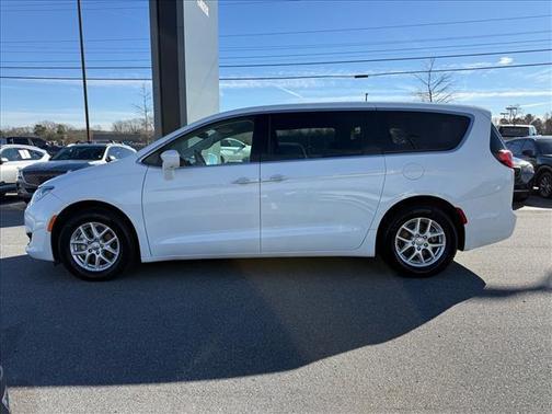2020 Chrysler Pacifica Touring