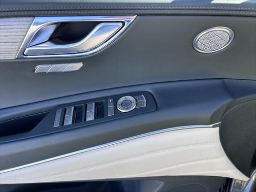 2025 Genesis GV80 2.5T