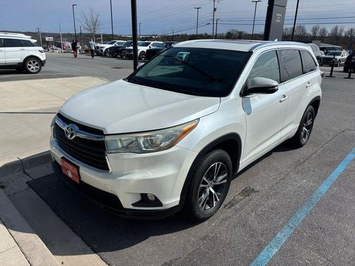 2016 Toyota Highlander XLE
