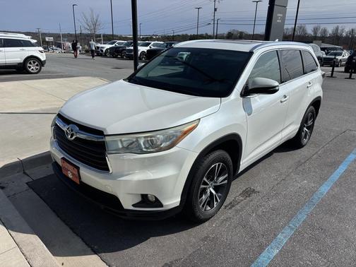 2016 Toyota Highlander XLE