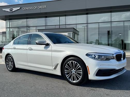2019 BMW 540 540i